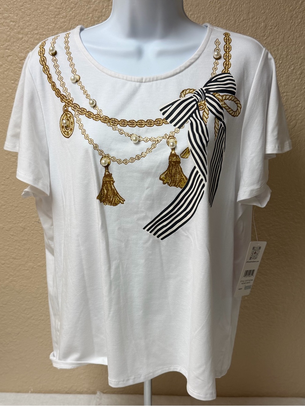 4/$20 89th & Madison White Short-Sleeve Tee with Gold Chain & Black-White Bow